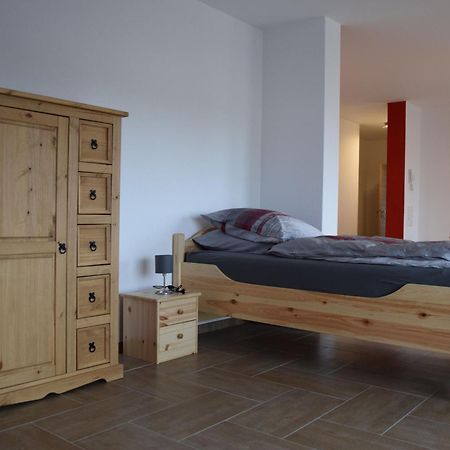 Hunsruecker-Fewo - Die Erlebnishuette - 2 Ferienwohnungen Im Hunsrueck In Unzenberg Gobenhausen Δωμάτιο φωτογραφία